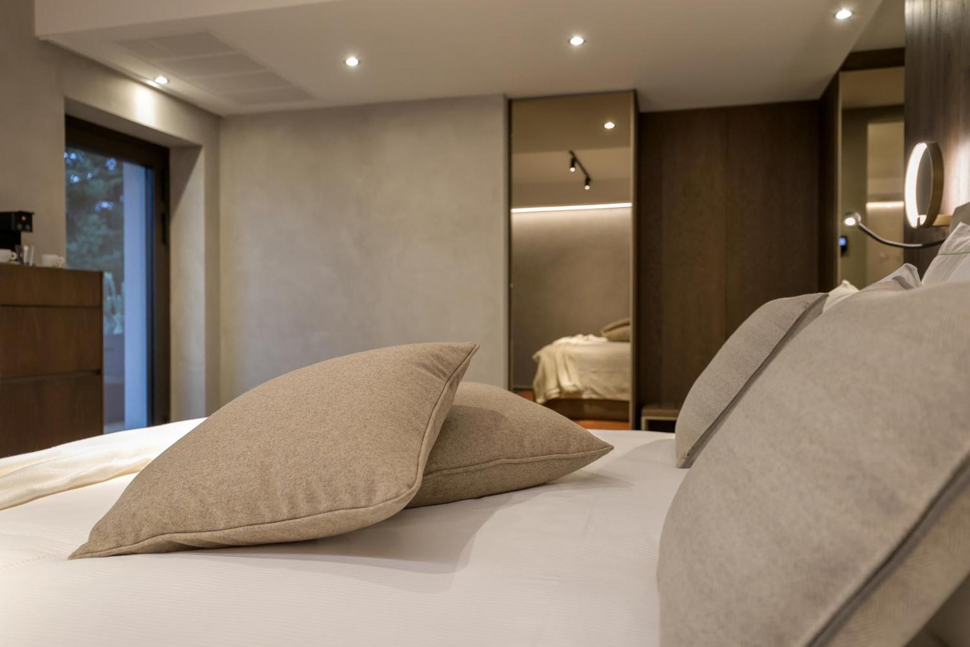 Collina Luxury Relais Hotel Клузоне Екстериор снимка